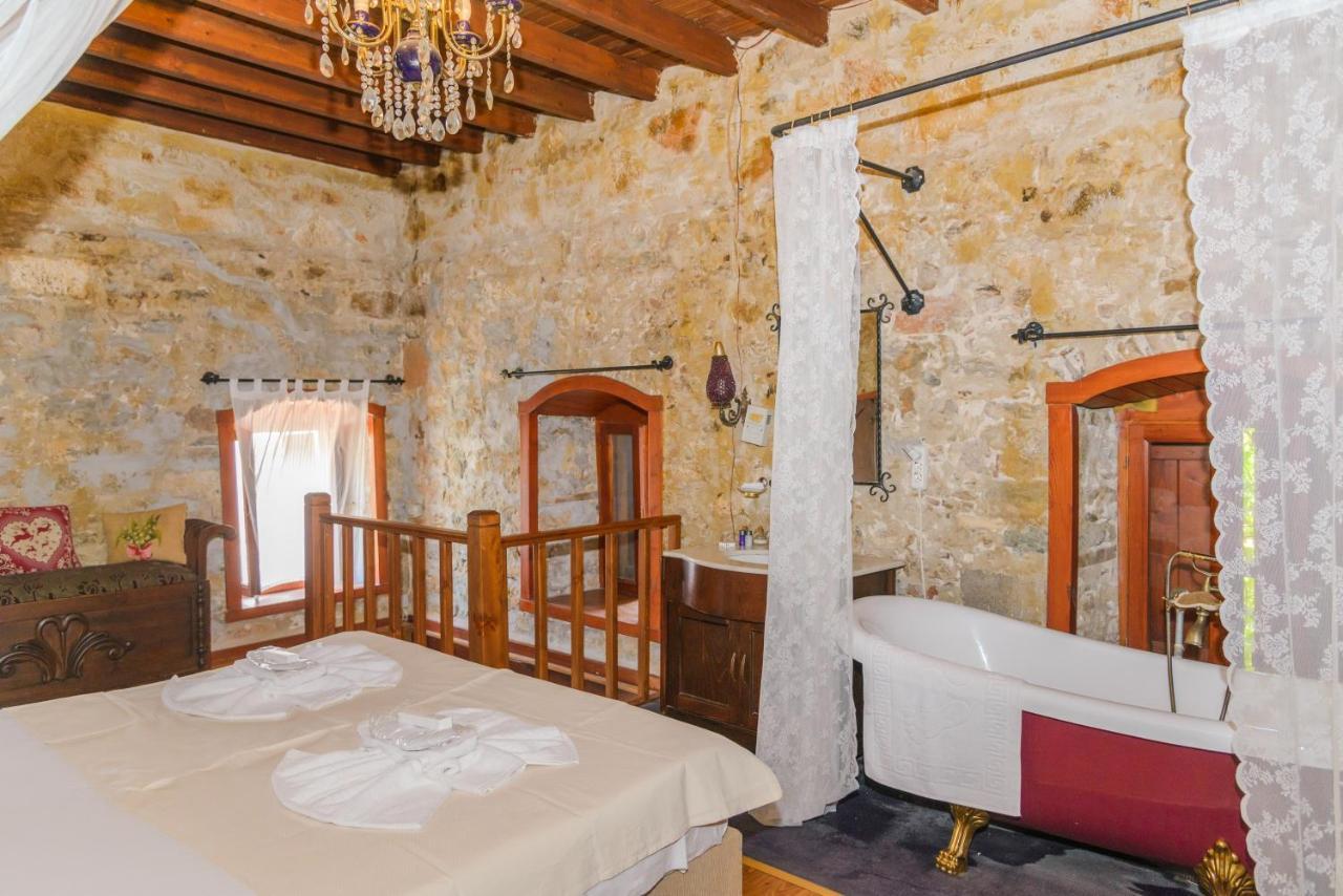 Tas Butik Otel Otel *